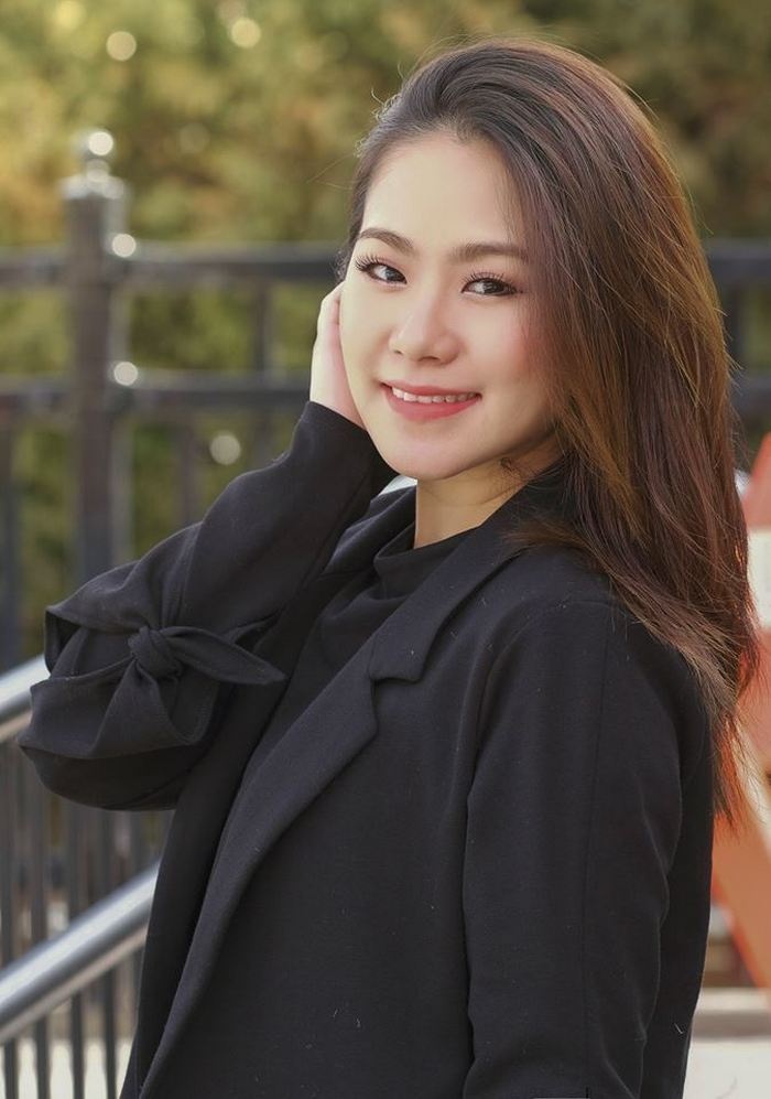 Thong tin Luong Bich Huu - 1 cô ca sĩ người Việt gốc Hoa